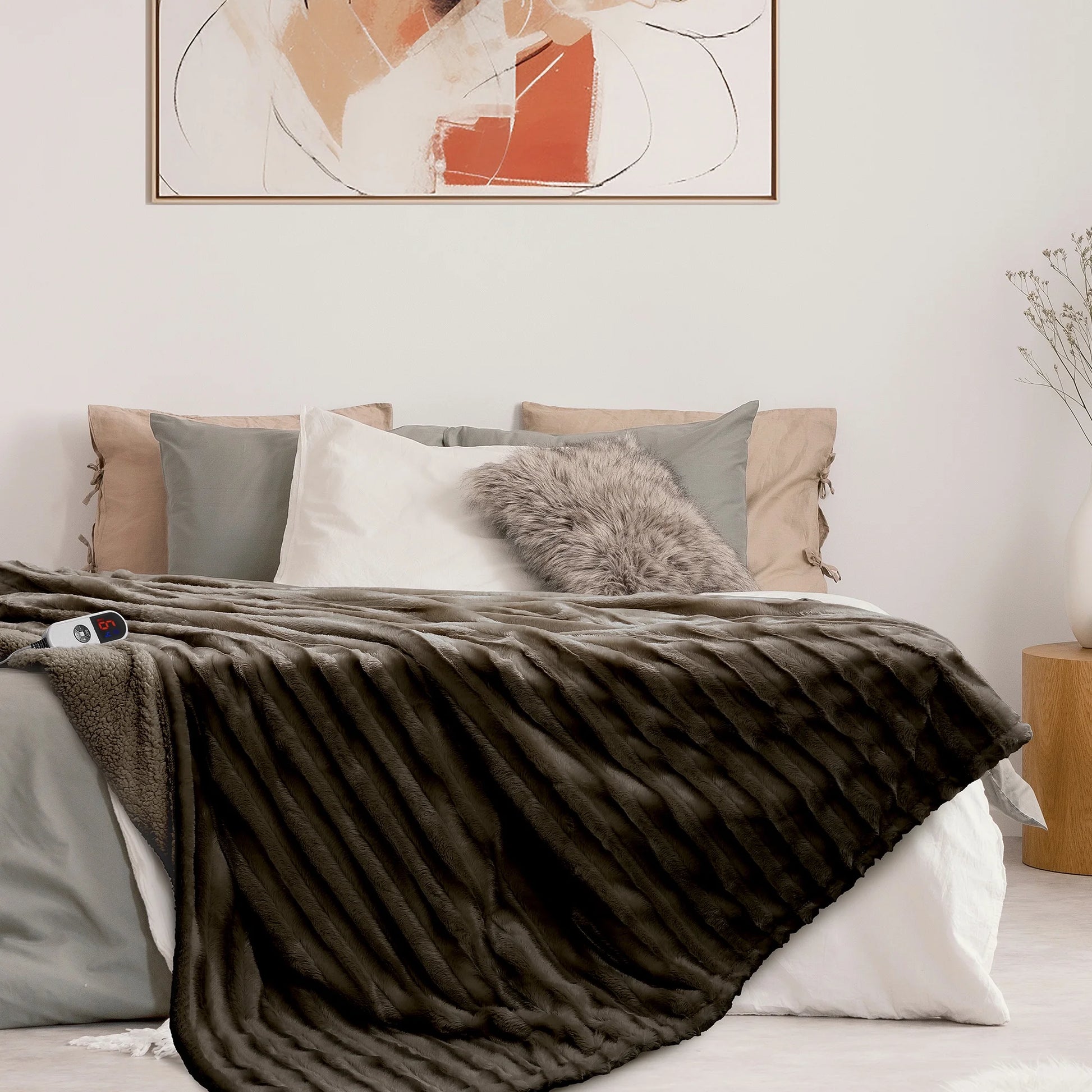 Electric Throw Blanket Extra Large Size, 60" X 70" Soft Faux Fur Heated Throw Blanket, 6 Heating Levels, 4 Hours Timer - Brown