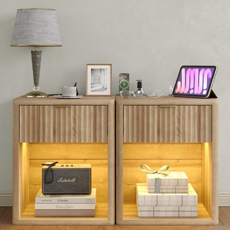FUSOU Night Stand with Charging Station, Large LED Nightstand with Drawer and Storage Shelf, Lighting Modes Adjustable, Modern Wood Nightstand Side Table End Table for Bedroom, Living Room, Oak