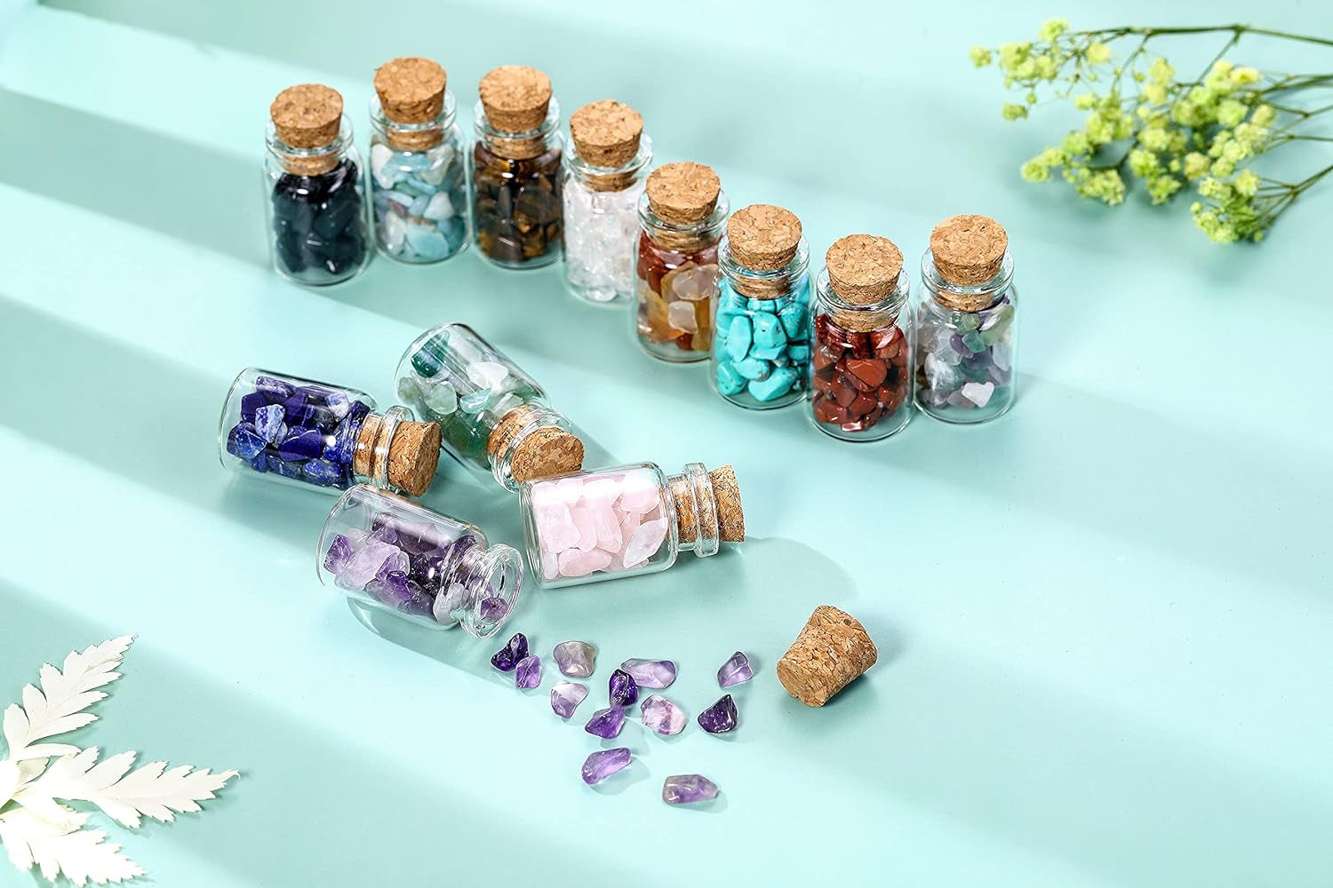 12 Crystal Gemstone Bottles Reiki Chip Crystals for Witchcraft Healing Tumbled Gem Wicca Stones Set with Gift Box for Meditation Home Decoration Christmas Gift (12Pcs)